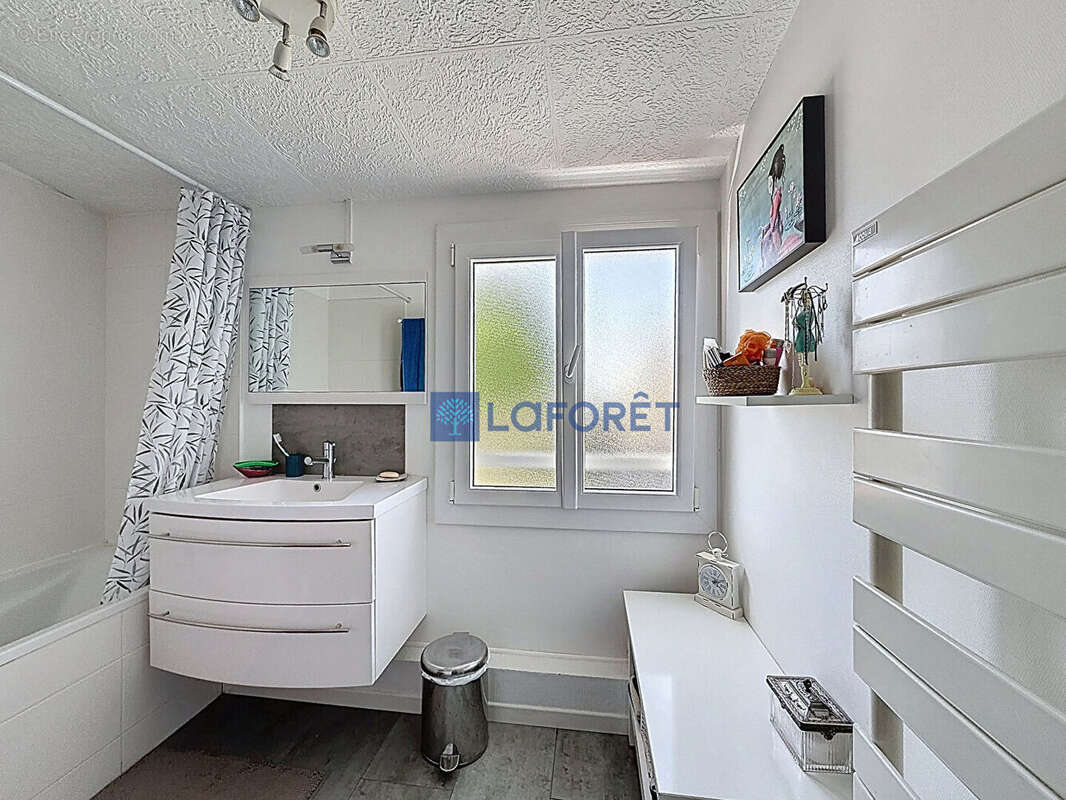 Maison Saint-germain-les-corbeil 7 pièces 5 chambres - photo 14