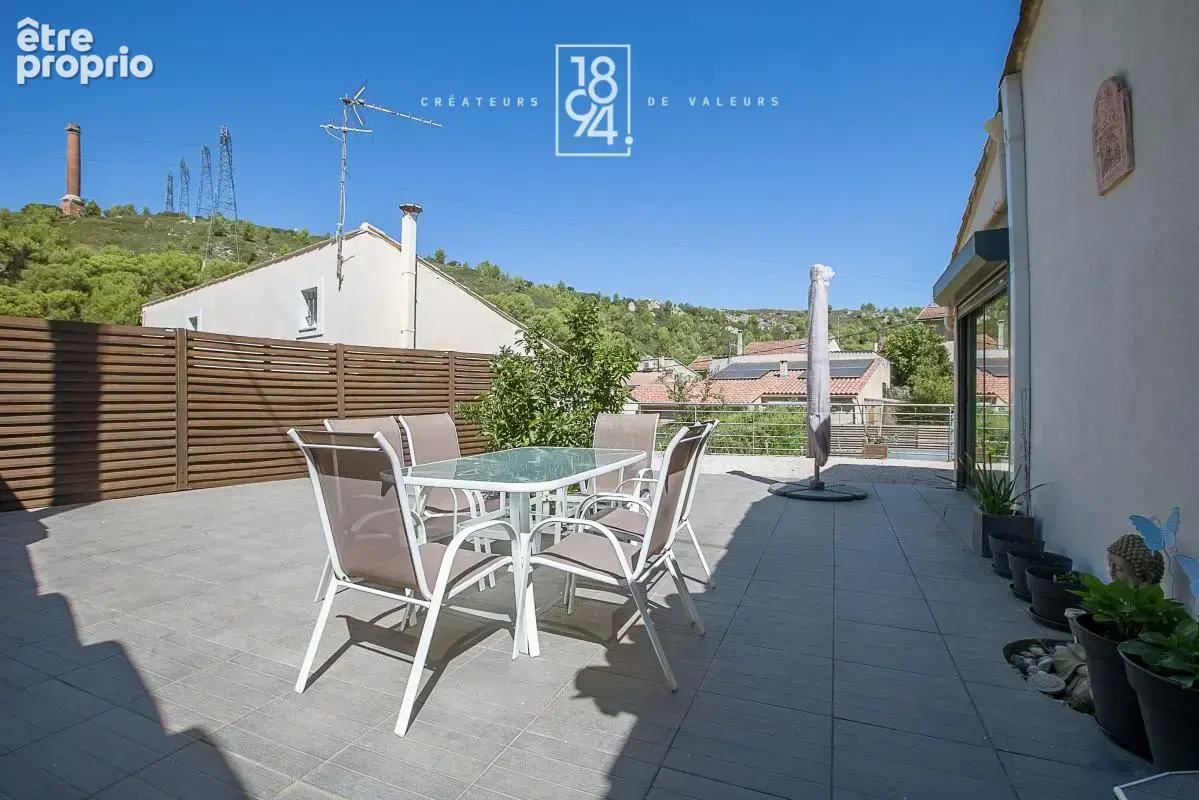 Maison T5 à vendre La Rougière Septèmes les Vallons (13240)  180 m²  Garage I Piscine I Jardin - photo 9