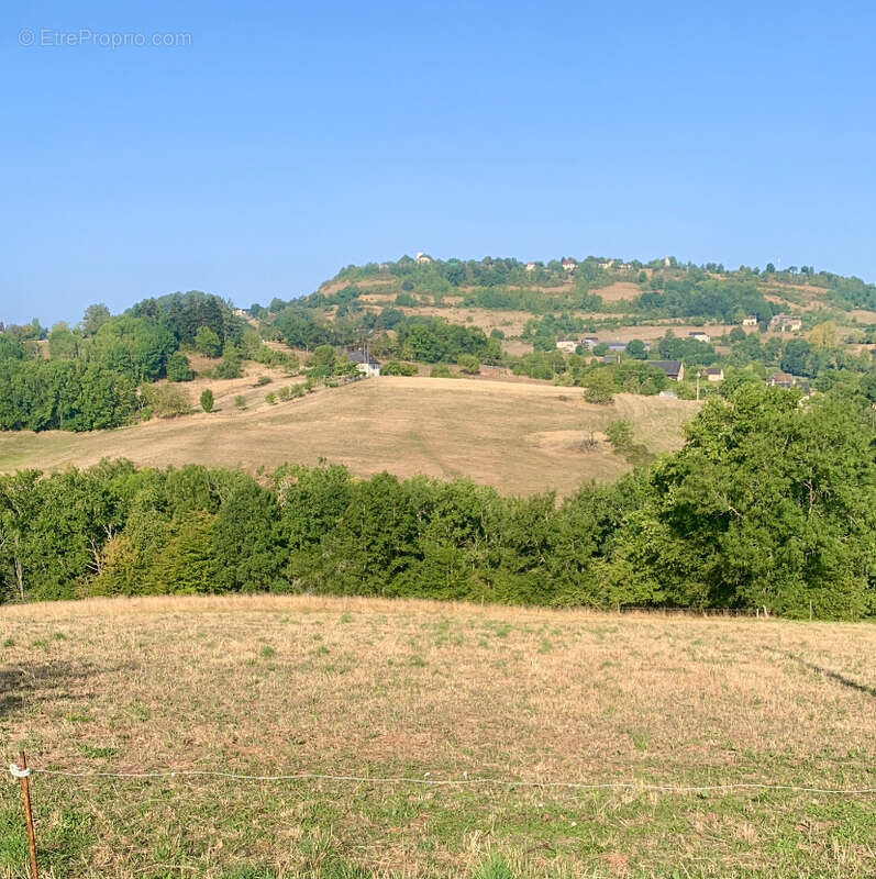 Terrain à YSSANDON
