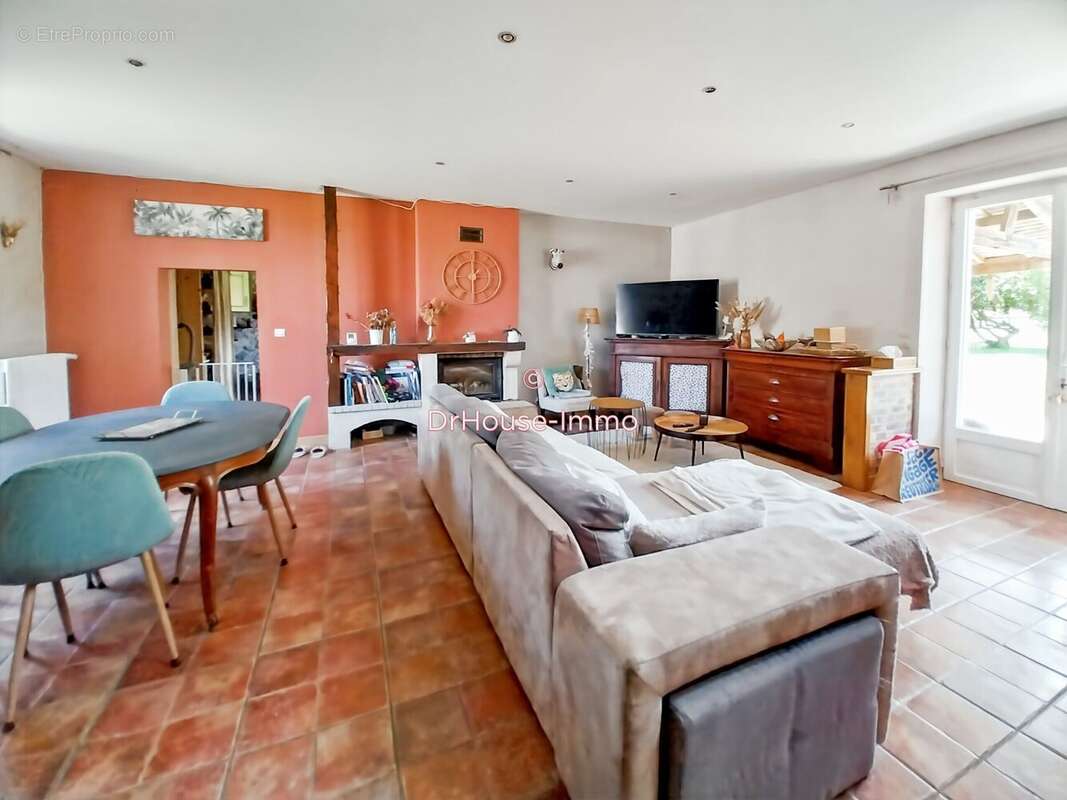 Maison 145 m² à Monhoudou  - photo 11
