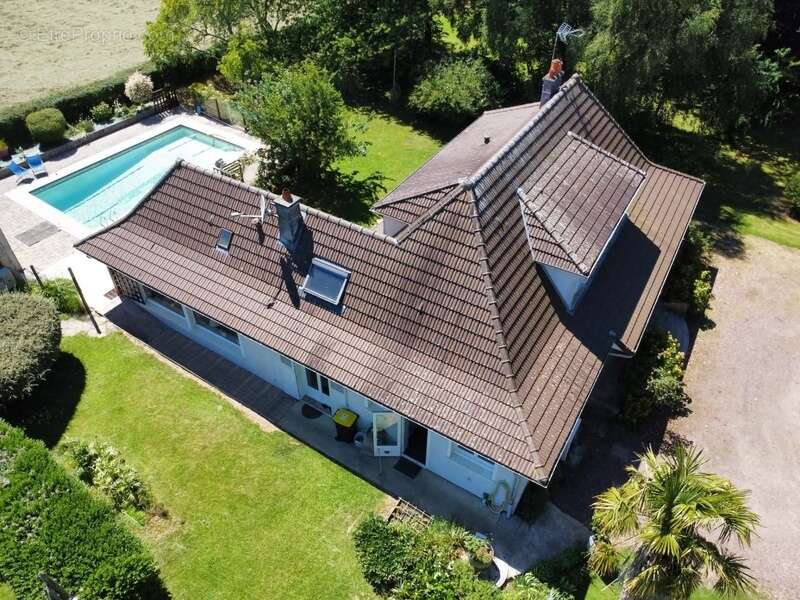 Maison à SAINTE-MERE-EGLISE