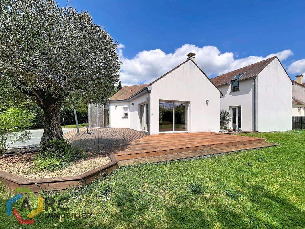 Maison 155 m² à Sandillon  - photo 5