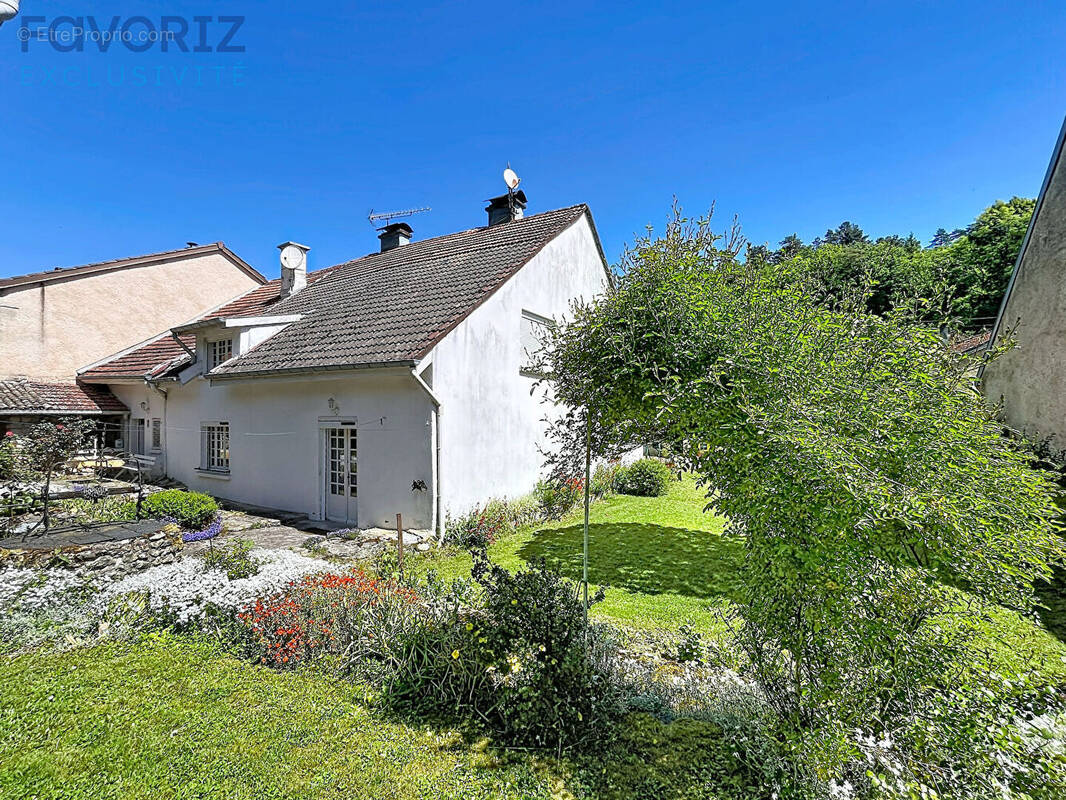Maison à SIONNE