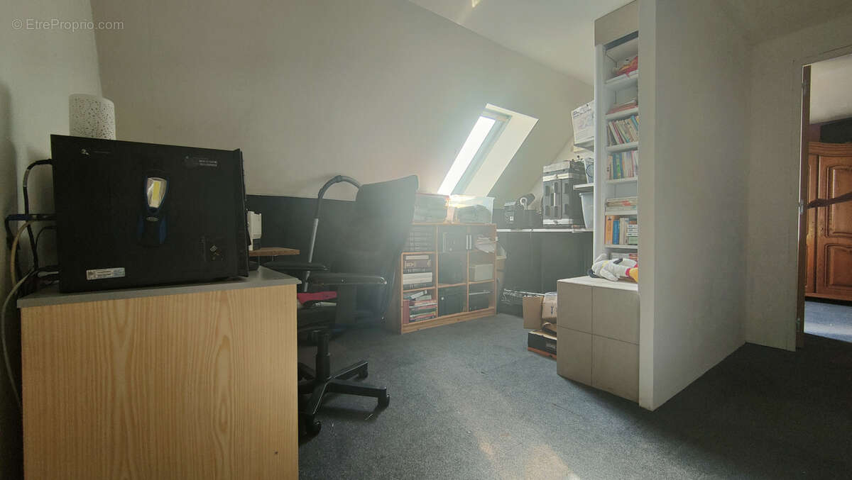 A 20 mn de gisors,  maison renovee de 150 m2 hab sur 800 m2 de terrain clos au calme avec garage et sous sol - photo 13