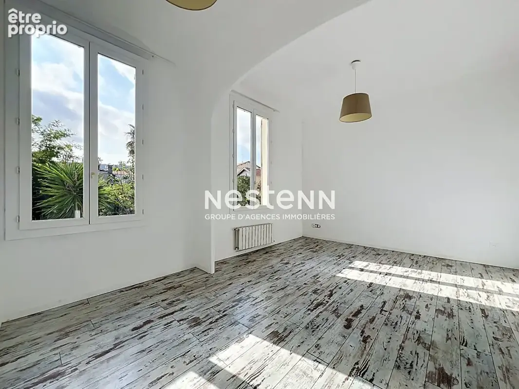 Appartement à VALLAURIS