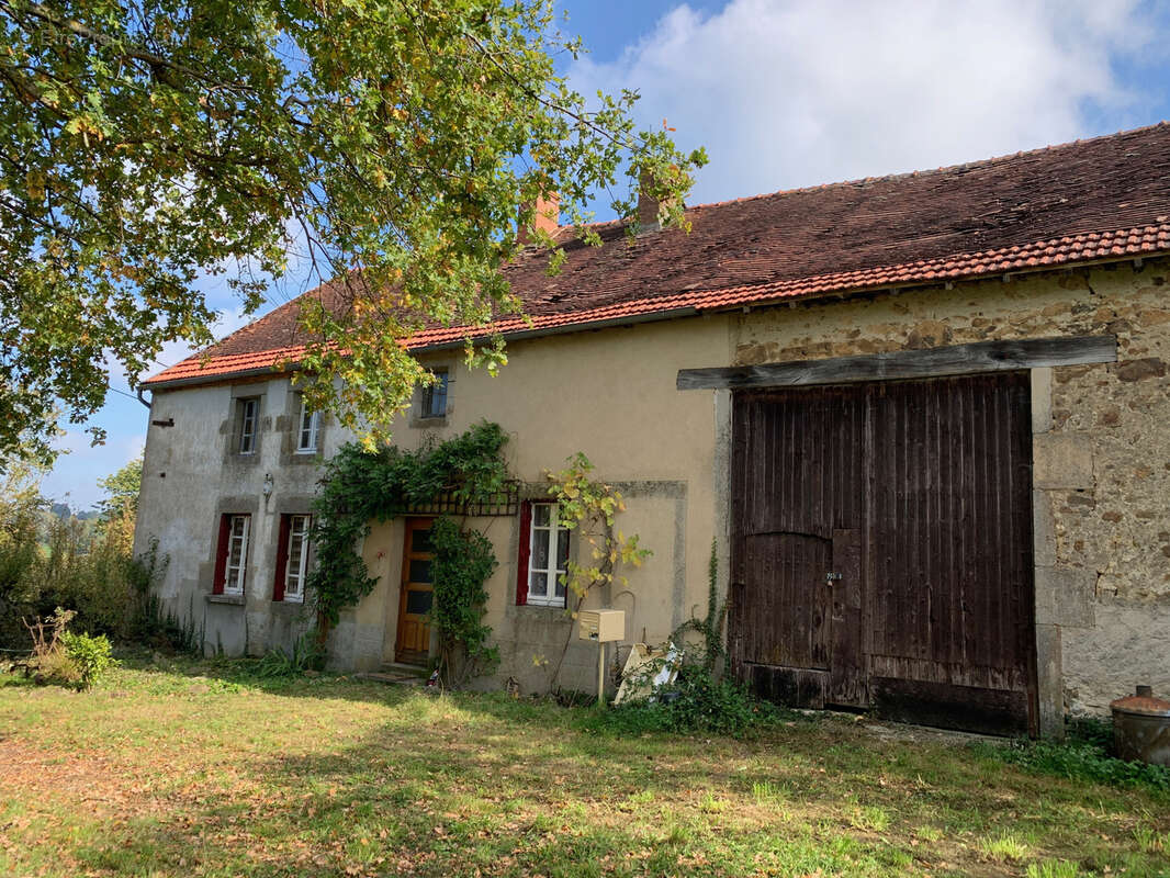 Maison à VIRLET