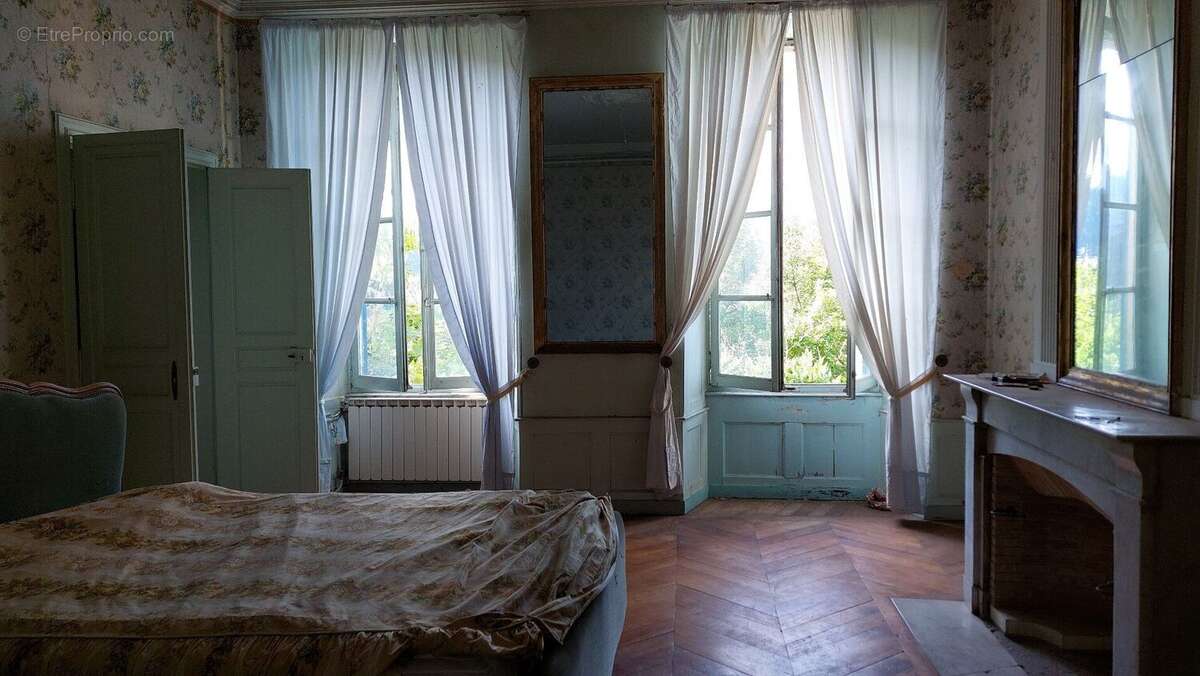 Maison de caractère avec terrain arboré - photo 15