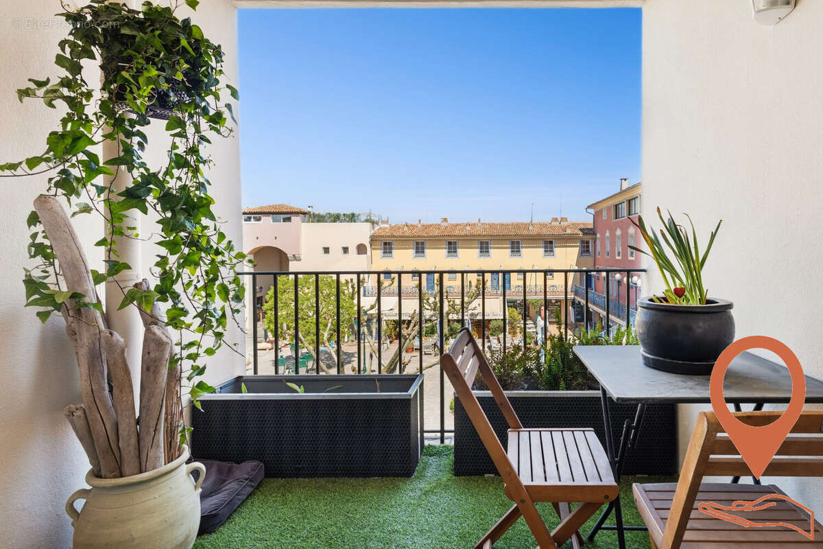 Appartement à GRIMAUD