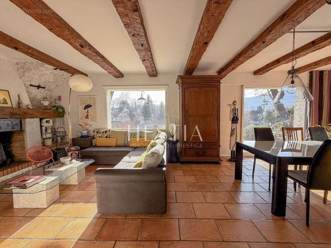 Maison à AIX-LES-BAINS