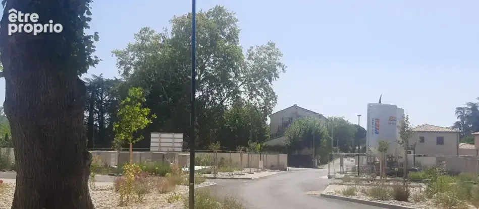 Terrain 711 m² à Montelimar  - photo 2