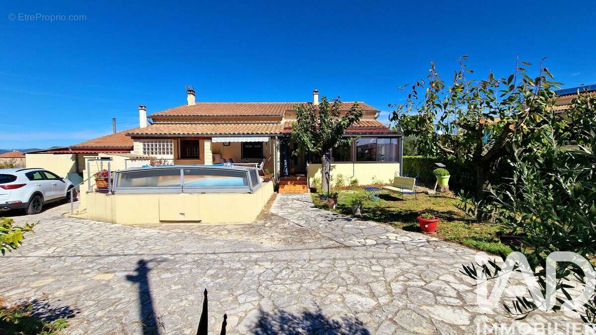 Photo 3 - Maison à BARJAC