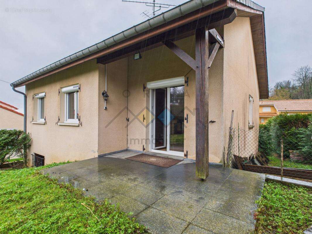 Maison à NORROY-LES-PONT-A-MOUSSON