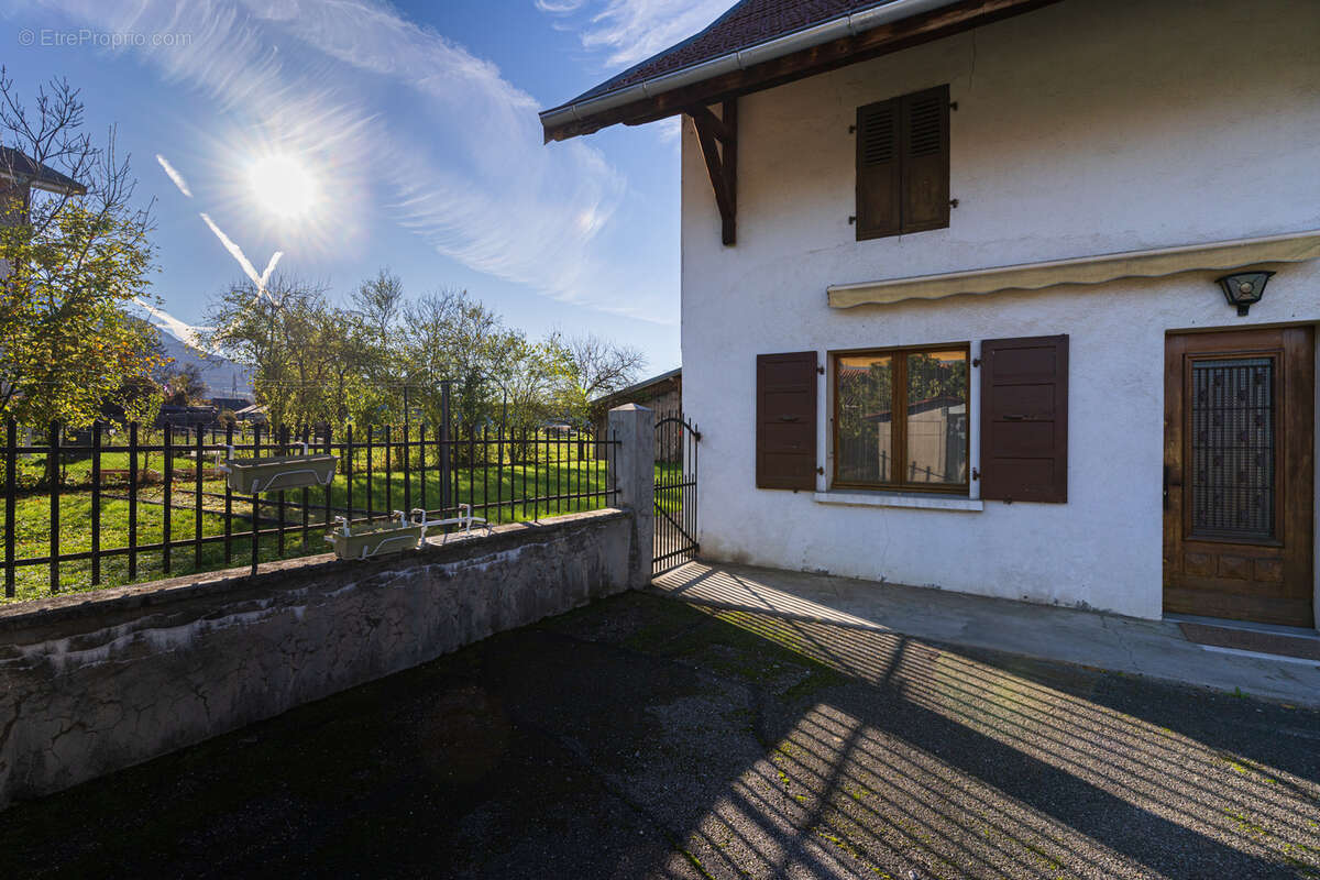 Maison à SAINT-PIERRE-EN-FAUCIGNY