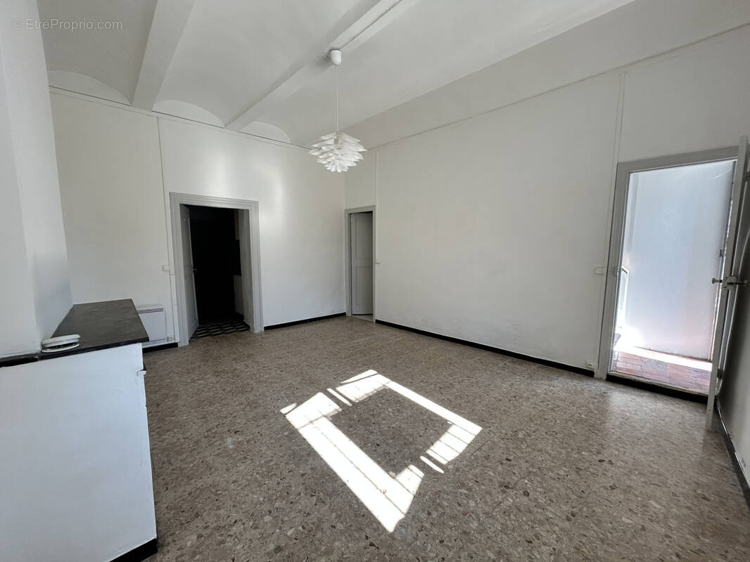 Appartement à GANGES