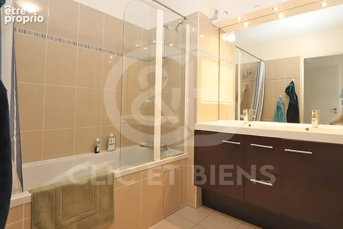 Appartement 70 m² à Chaville  - photo 8