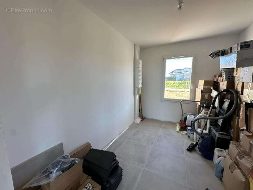 Maison à SAINT-GERVAIS-D'AUVERGNE