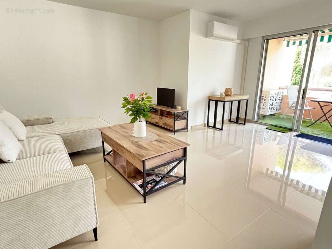 Appartement à SAINT-RAPHAEL