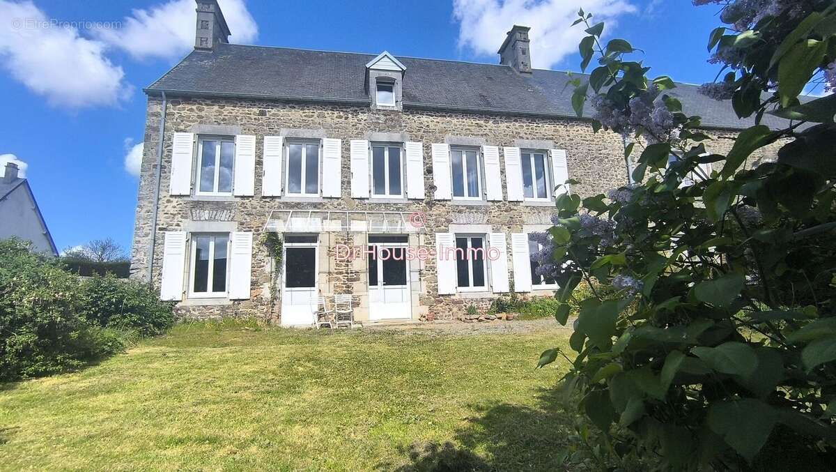 Maison à TOURVILLE-SUR-SIENNE