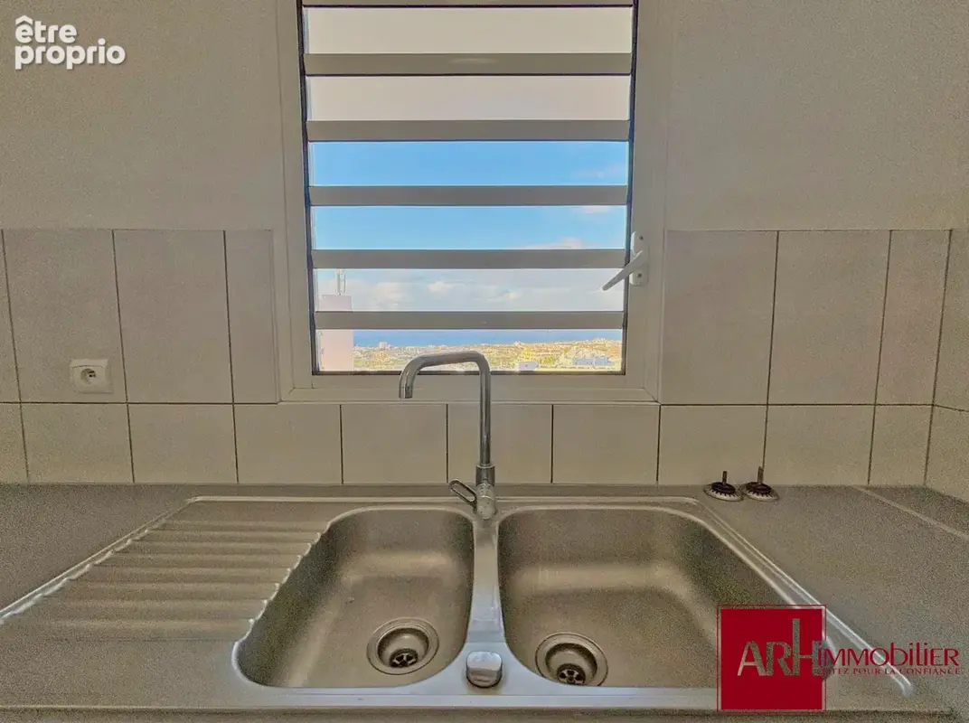 Appartement 4 pièces 90 m² à vendre à Saint-Denis (97400) - photo 6