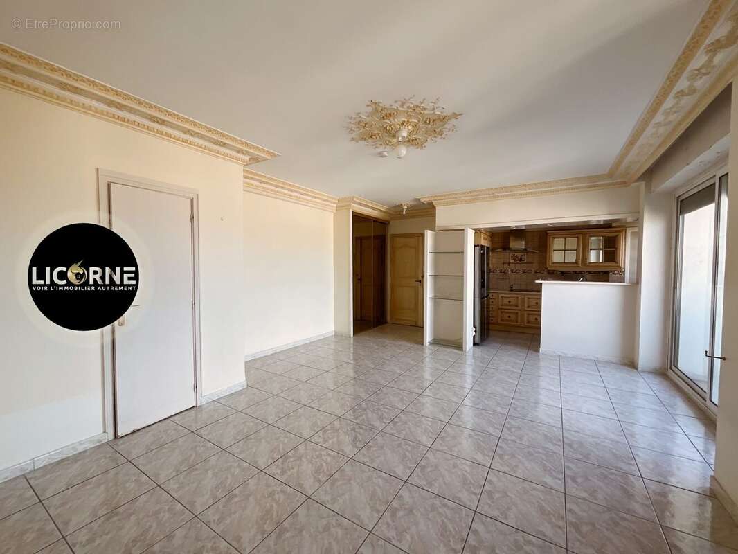 Appartement à MARSEILLE-8E