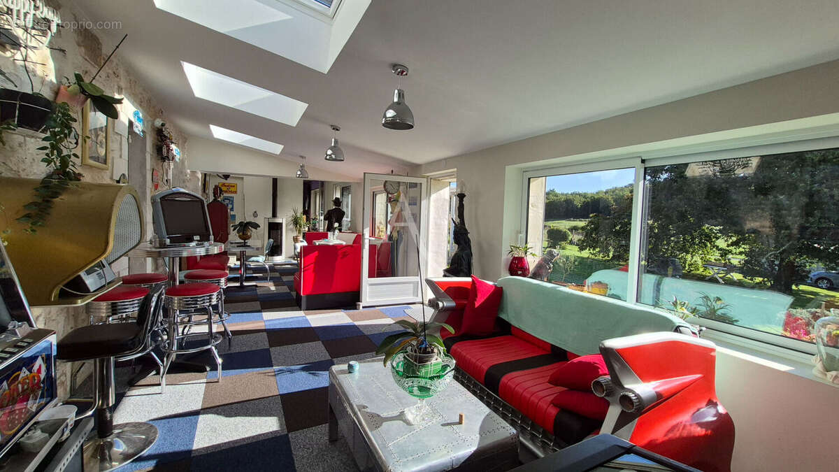 Maison à CHERMIGNAC