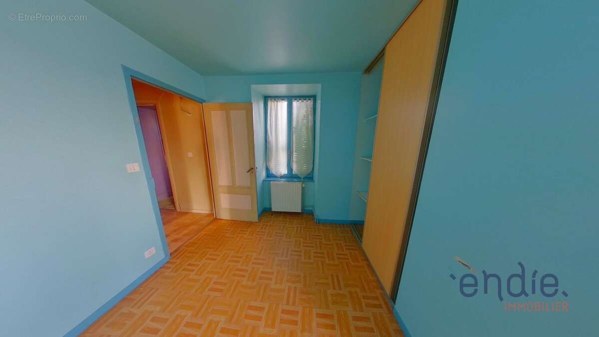 Maison à ARC-LES-GRAY