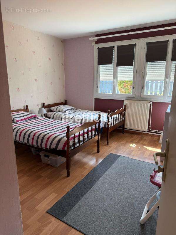 Maison à OZOIR-LA-FERRIERE