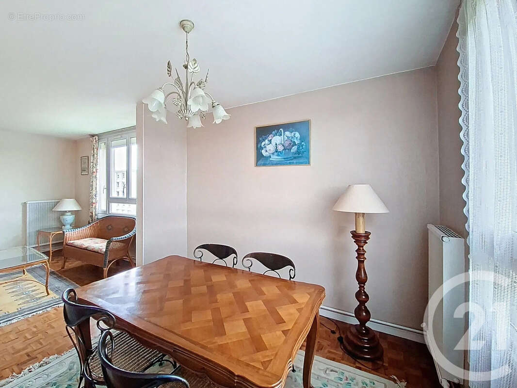 Appartement à CORBAS