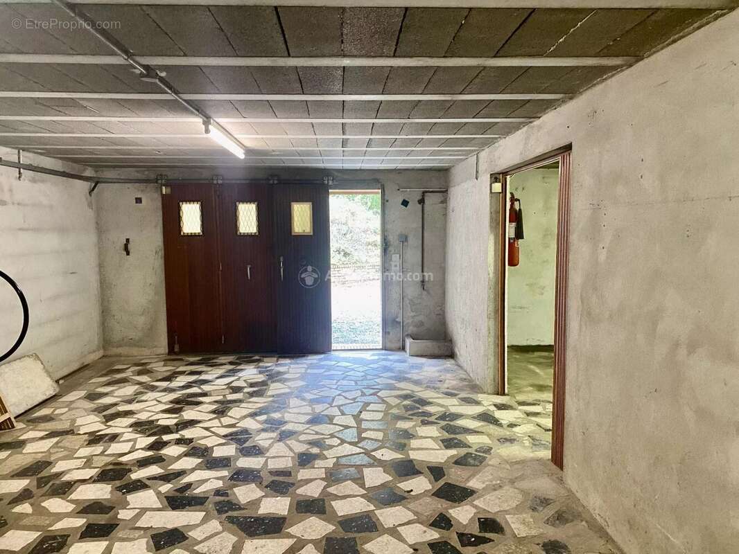 Maison à CHAHAIGNES