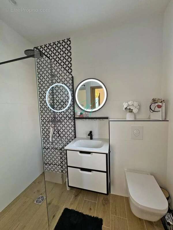 Maison à ROQUEFORT-LES-PINS