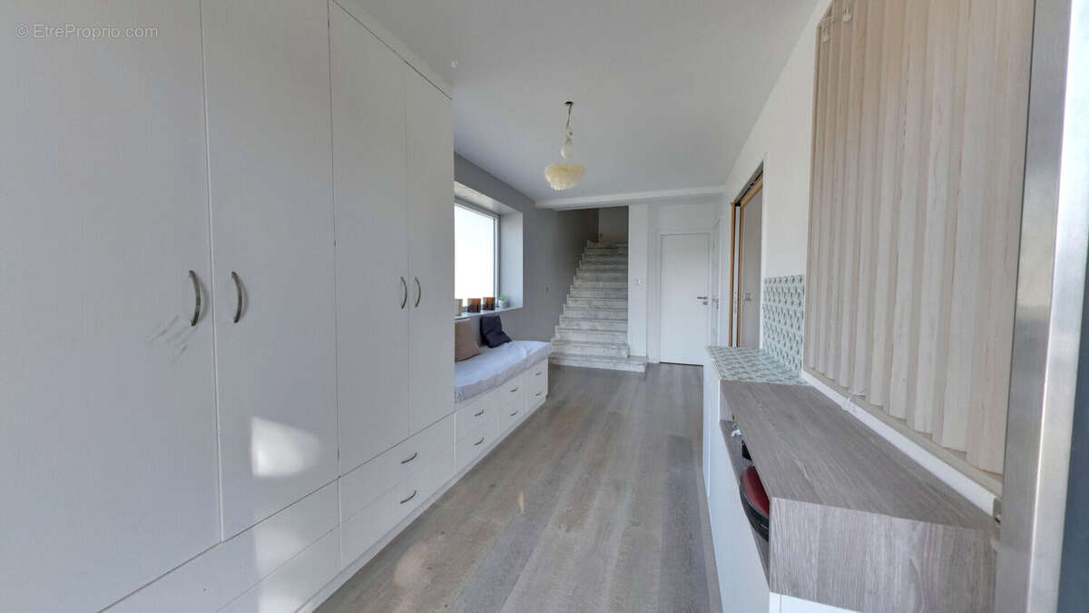 Maison à OZOIR-LA-FERRIERE