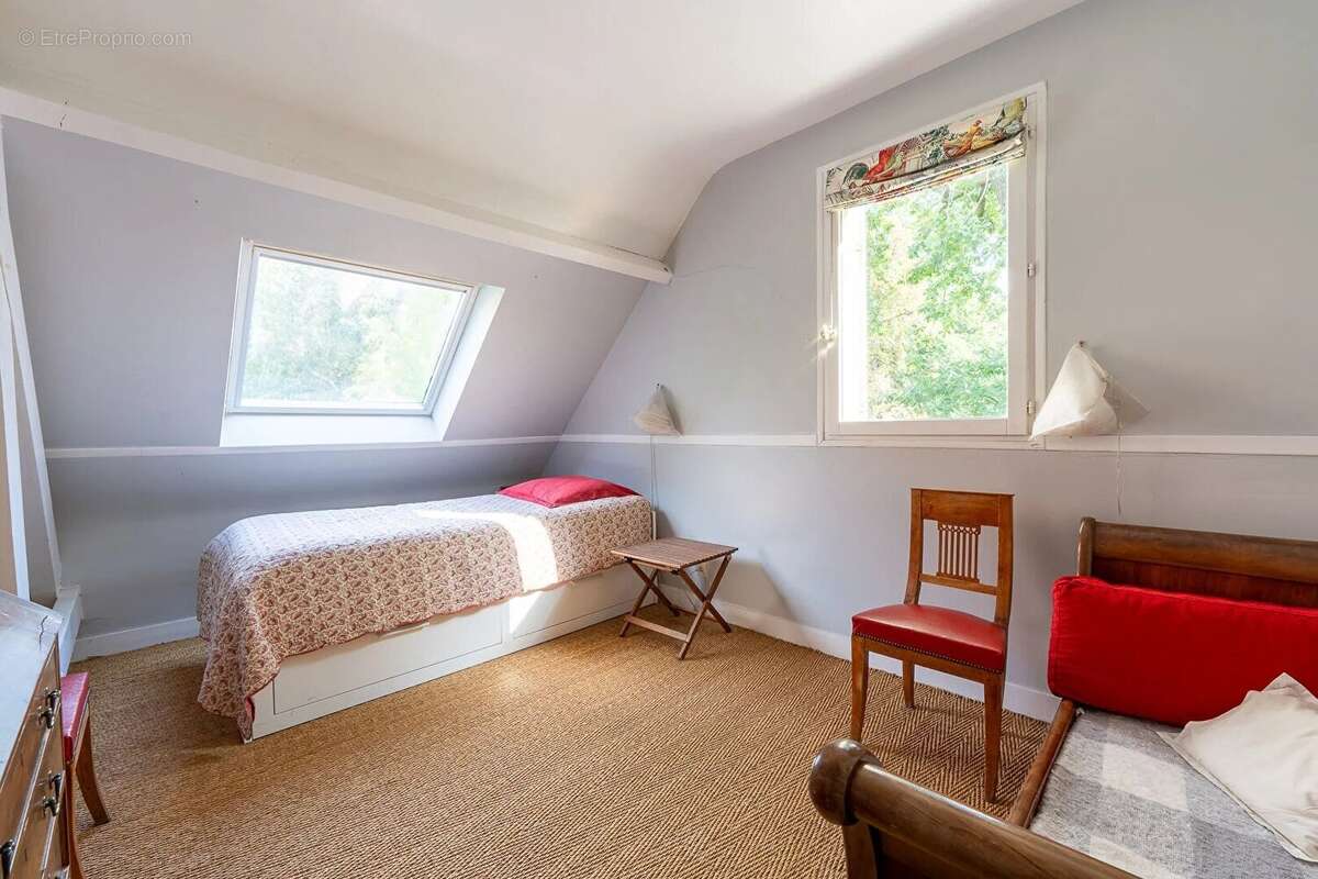 Maison à VAUCRESSON
