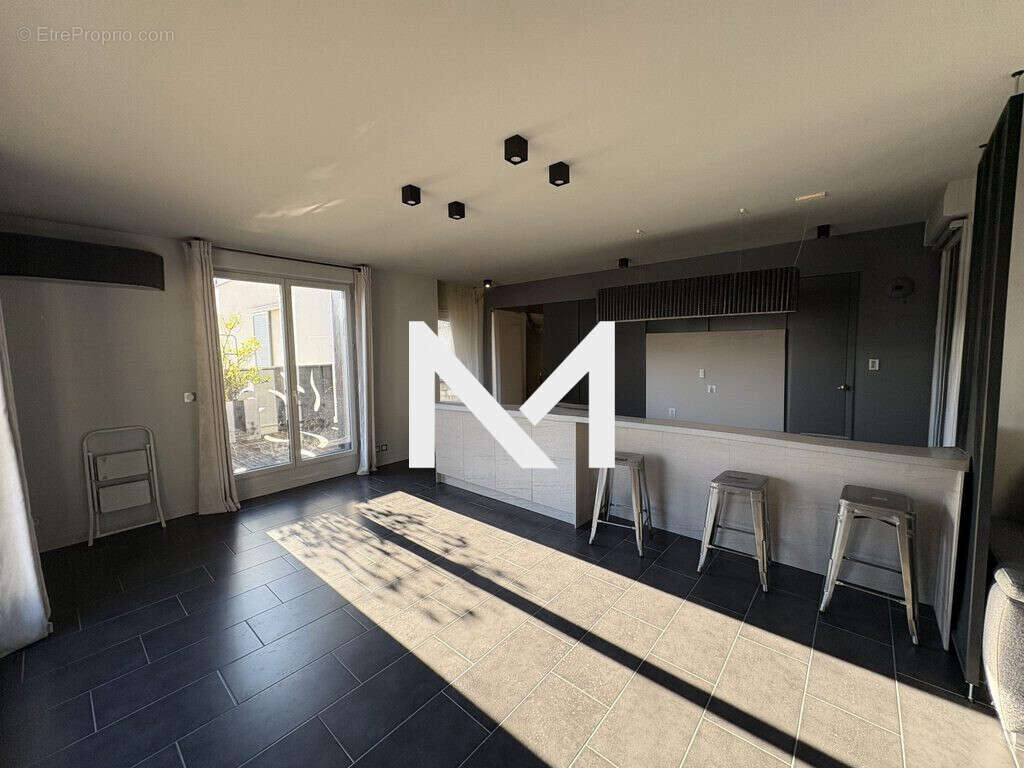 Appartement à CORENC