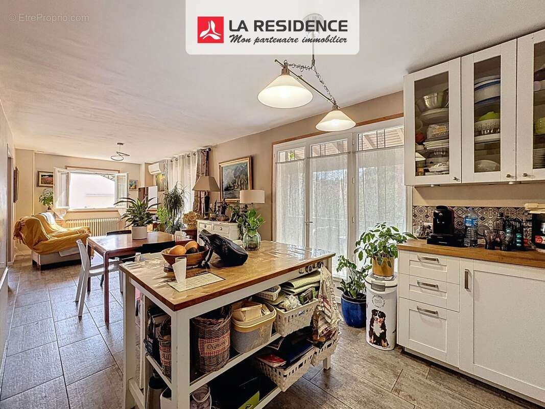 Maison 131 m² à Cagnes-Sur-Mer  - photo 2