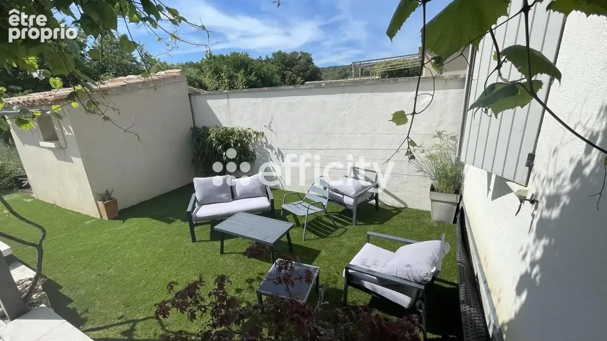 Maison 4 pièces 106 m² à vendre à Roussillon (84220) - photo 2