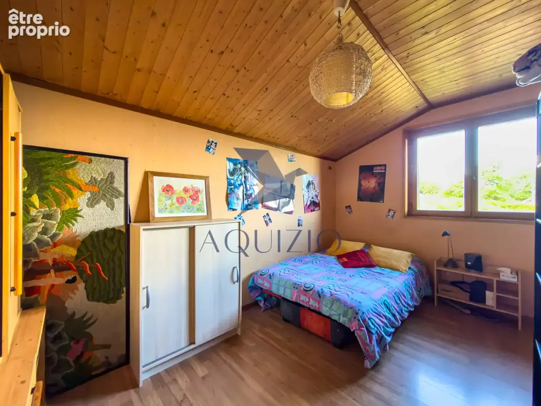 Maison 4 chambres + bureau sur un grand terrain avec piscine - photo 19