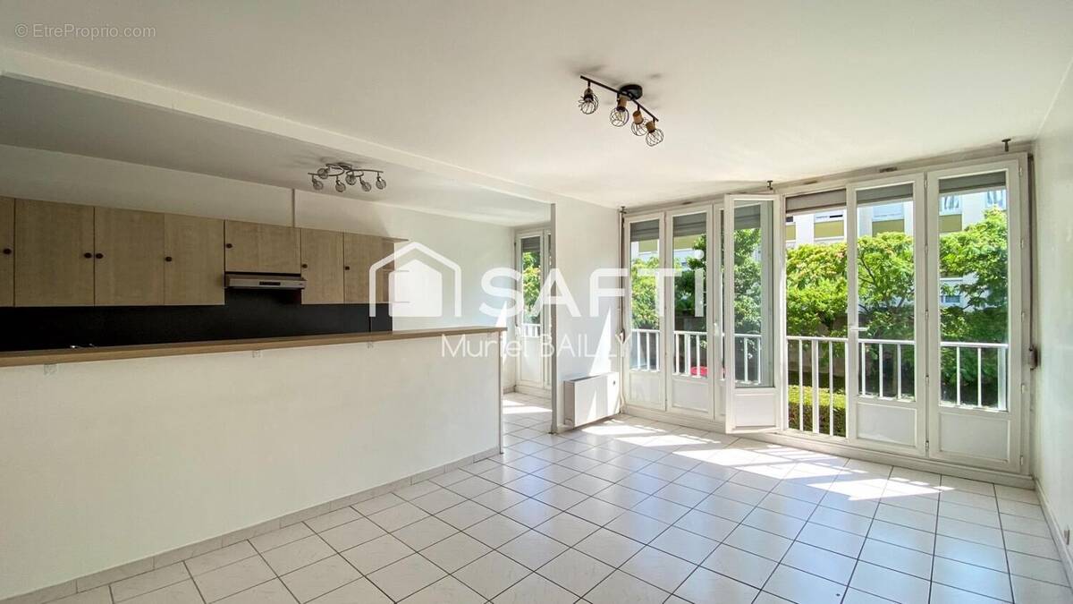 Photo 1 - Appartement à LONGJUMEAU