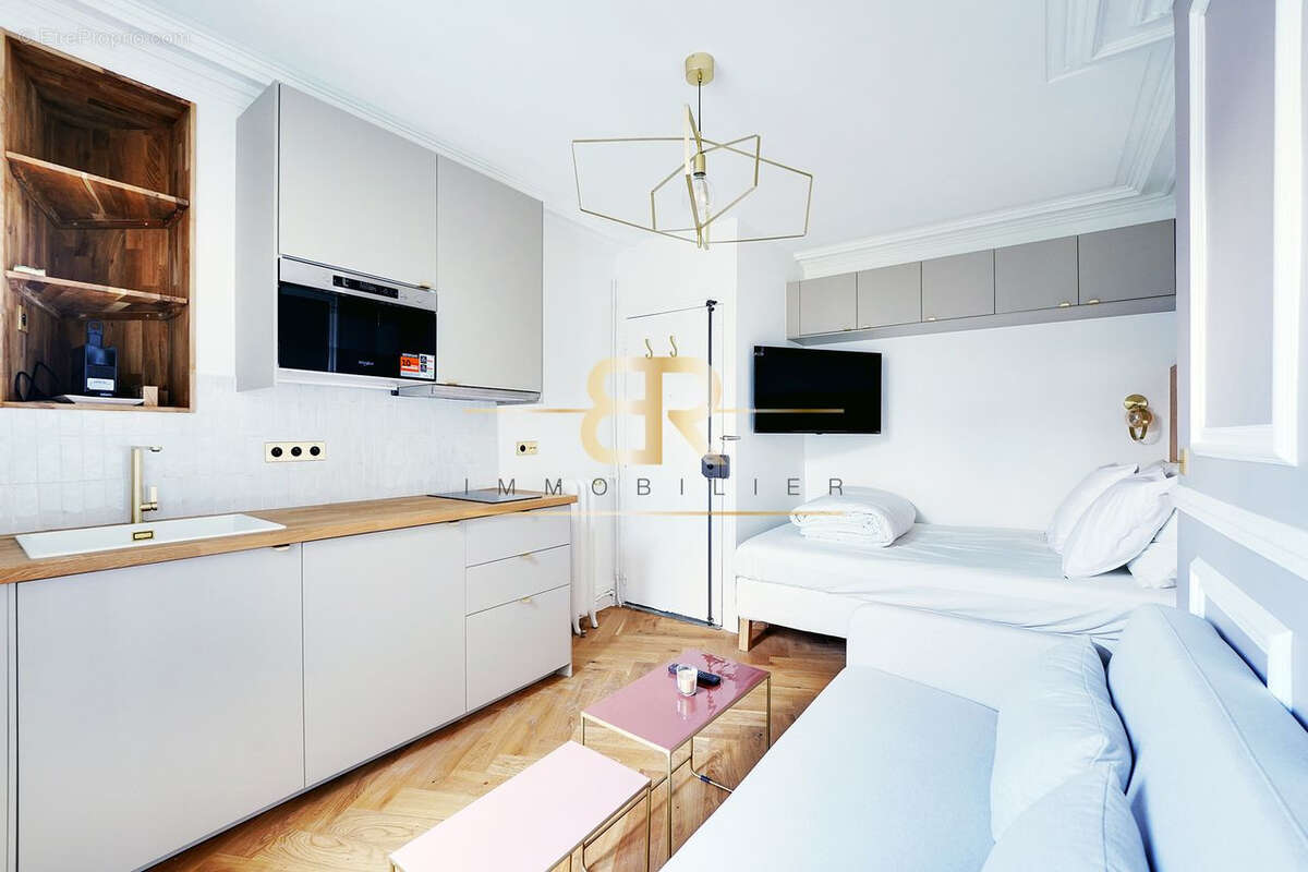 Appartement à PARIS-9E