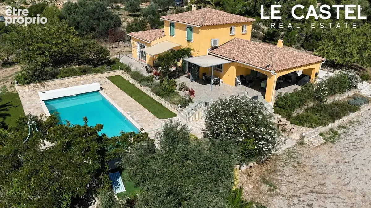 Maison 5 pièces 200 m² à vendre à La Cadiere-D'azur (83740) - photo 4
