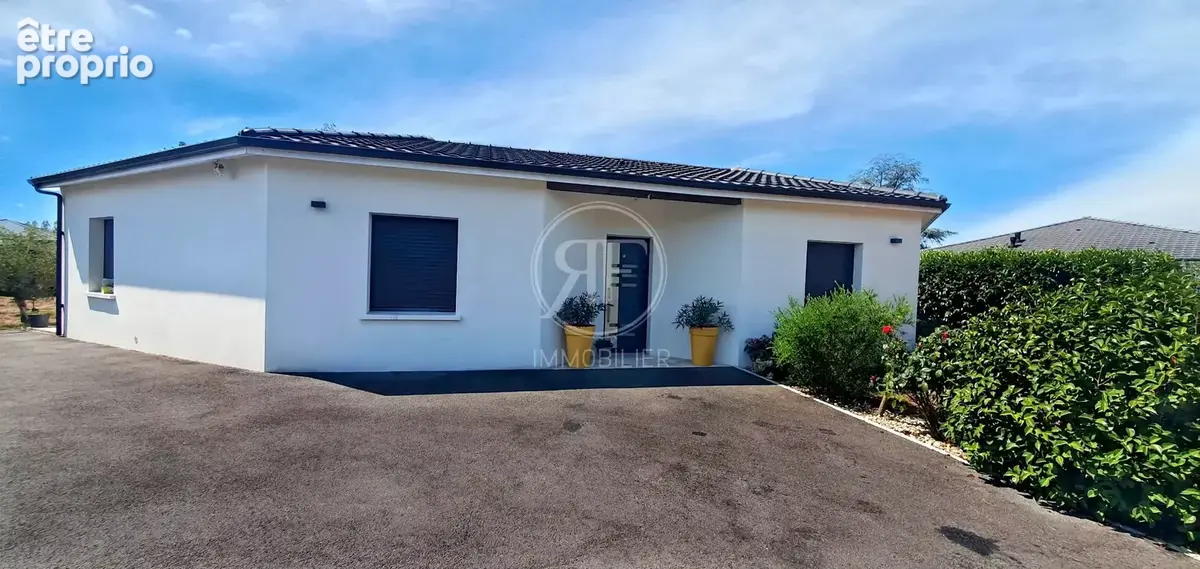 Maison contemporaine T4  - 120m² - Piscine & Jardin - photo 13