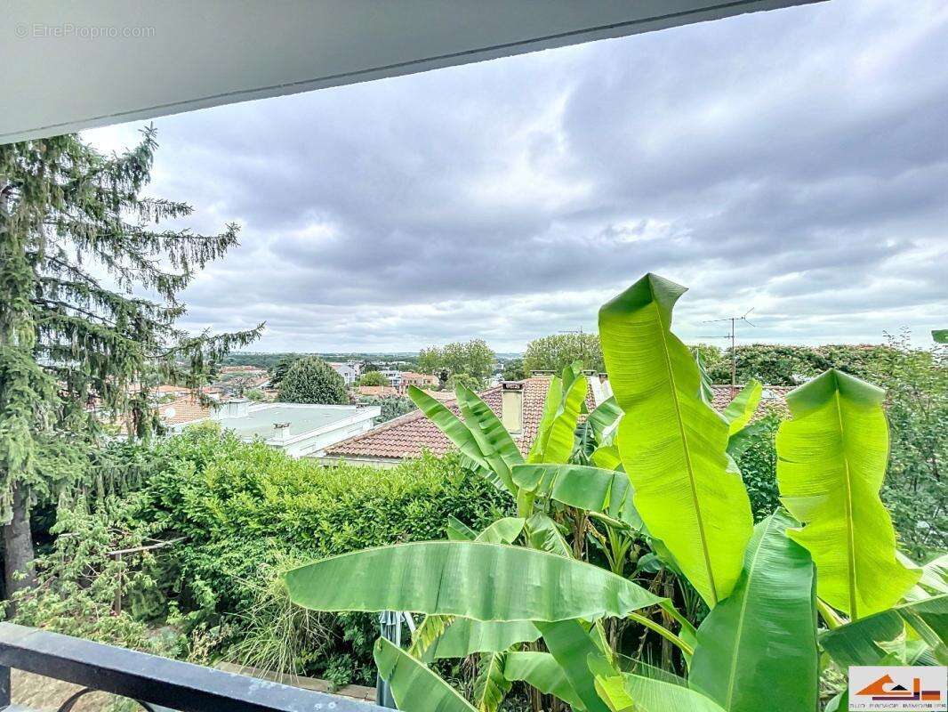 Appartement à RAMONVILLE-SAINT-AGNE