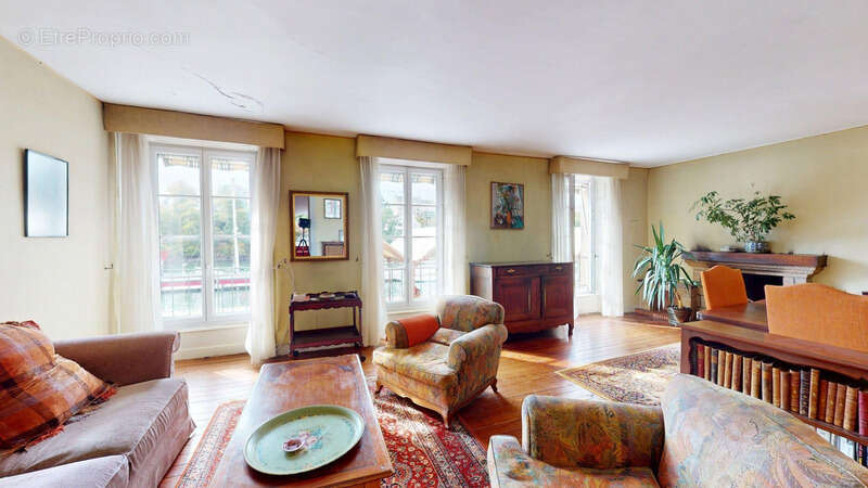 Commerce à DOUARNENEZ