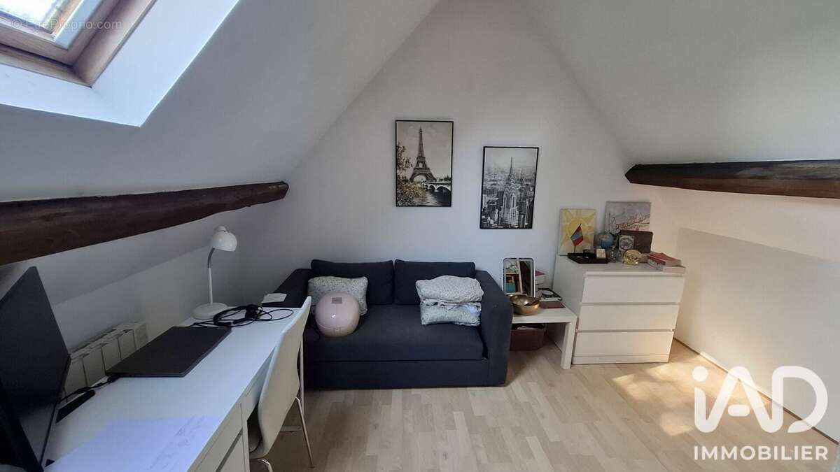 Photo 6