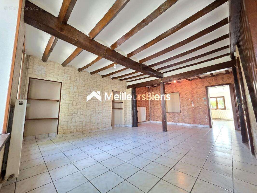 Maison 4 pièces 79 m² à Recquignies avec jardin de 385 m² - photo 3