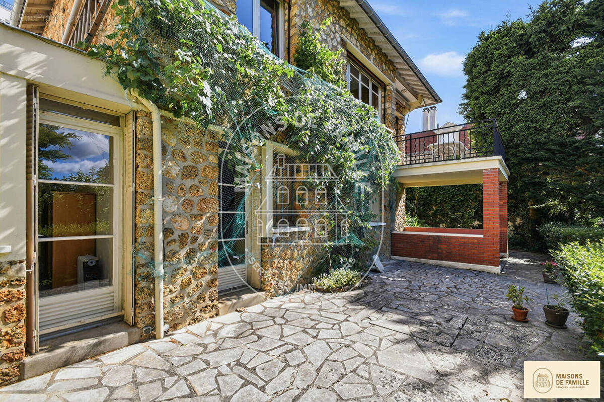 Maison à GARCHES