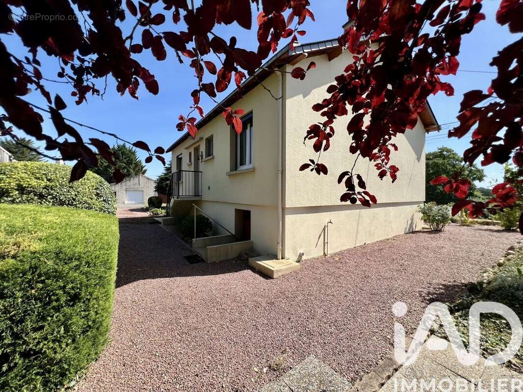Photo 4 - Maison à DOUE-LA-FONTAINE