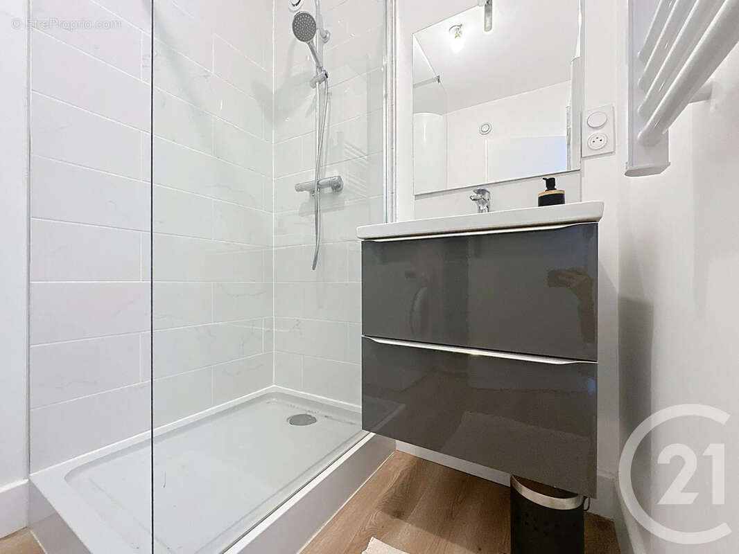 Appartement à SAINT-ANDRE-LES-VERGERS