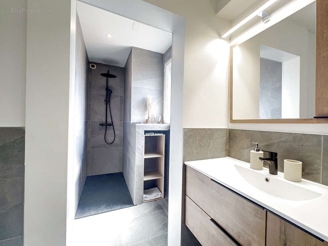 Appartement à THONON-LES-BAINS