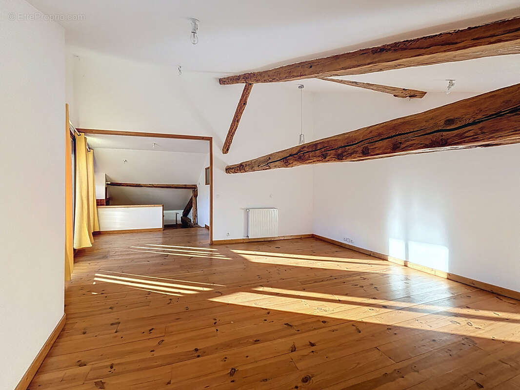 Appartement à JAUSIERS