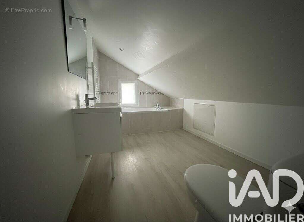 Photo 4 - Maison à MEZIERES-SUR-SEINE